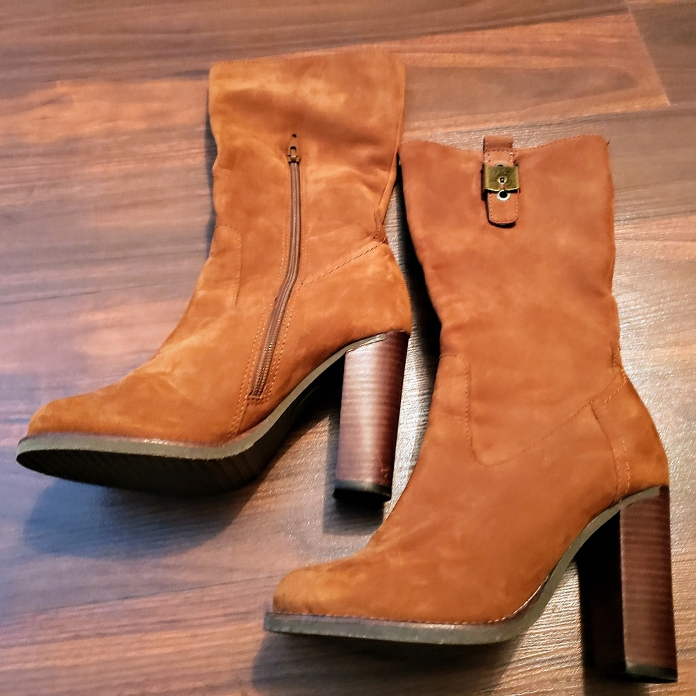 A pair of good looking boots